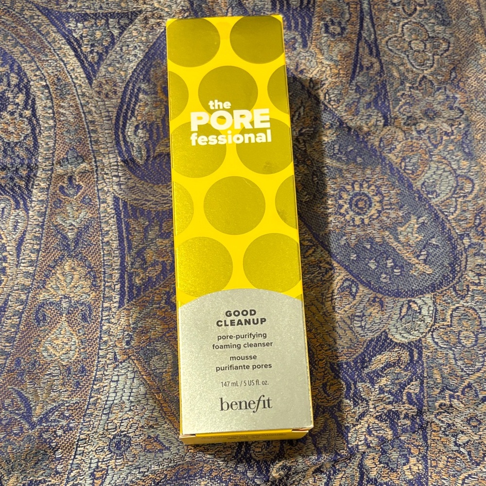 Benefit The POREfessional Good Cleanup Foaming Cleanser - Yellow and Gray